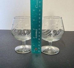 Set of 2 Clipper Sailing Ship Etched Cut Clear Glass Brandy Snifters 6 oz 4.5”