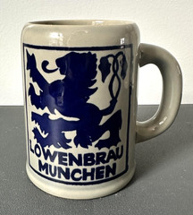Vintage Lowenbrau Munich German Beer Stein Mug Ceramic Blue Lion 5.5″ Barware