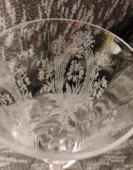 Vintage TIFFIN «LA FLEUR» Etched 8.5″ Clear Wine Goblet Flower Bouquet Swag!