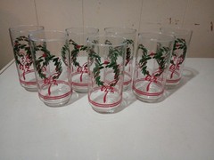 Set of 7 Vintage Christmas Wreath Ribbon Wine Glasses Goblets 6″ Lucky 7 Lot