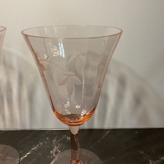 Set Of 4 Vintage Etched Pink Wine Glasses Floral Leaf Pattern