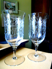 TWO Iced Tea American Cut Leaves Etched 14 oz Glasses