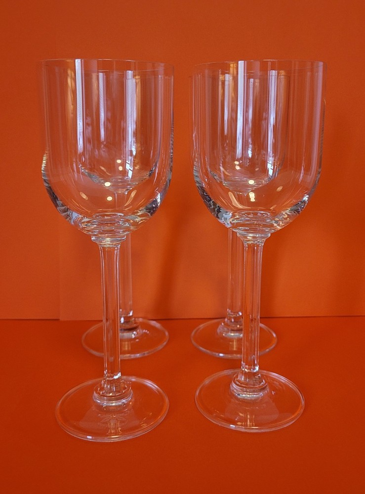 Vintage Royal Tuscan Crystal Wine Glass (Set of 4) – 7.5″ Ribbed Stem