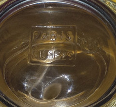 Beautiful LA ROCHERE 4 1/8″ Tall BEE glass made in France