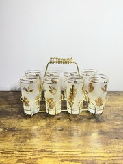 8 PC VINTAGE LIBBEY GOLD LEAF HIGH-BALL FROSTED GLASSES W/METAL CARRIER
