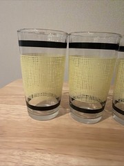 VTG Rare 1940-50s Yellow BURLAP (4) Tumbler Retro Glasses Black Border Barware