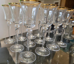 Mikasa Jamestown Crystal Gold Trim Blown Glass (Austria) D/C 12 wine glasses
