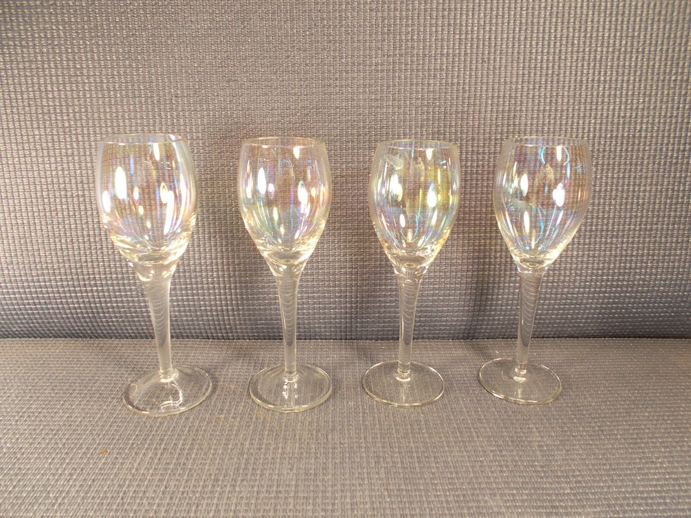 Nice Set of 4 Iridescent Crystal Wine Goblets 6 1/8″ t x 1 5/8″ w