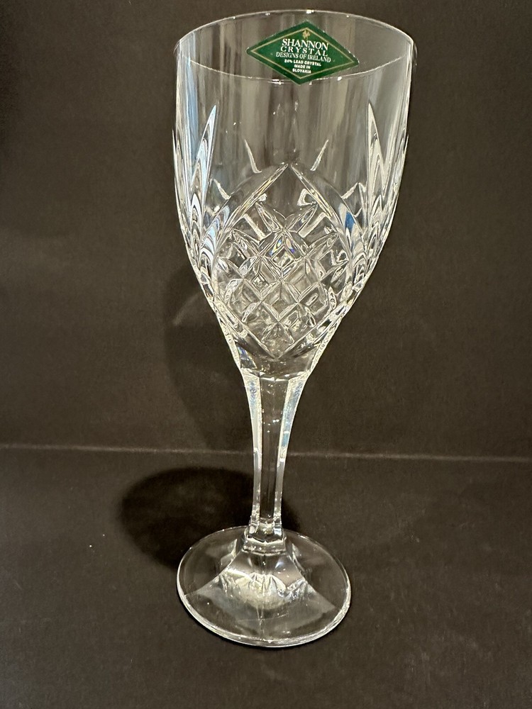 6 Shannon Crystal Designs of Ireland Wine Glasses Made in Slovakia