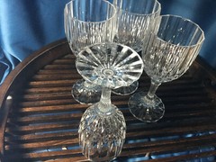 4 CRISTAL D’ARQUES DURAND BRETAGNE 6 1/2″ WINE GLASSES 1990-1996 TEARDROP DESIGN
