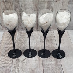 Amaryllis Colony Black Stem Wine Glasses Handcrafted Romania 8.5″ Vintage Lot 4