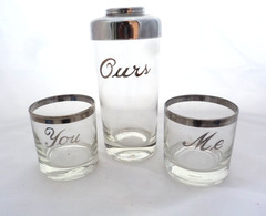 Vintage MCM Vitreon Queenn’s Lusterware ‘You, Me, Ours’ Coctail Set