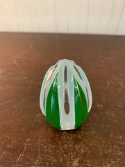 Triple Overlay Light Green White Crystal Egg Saint Louis