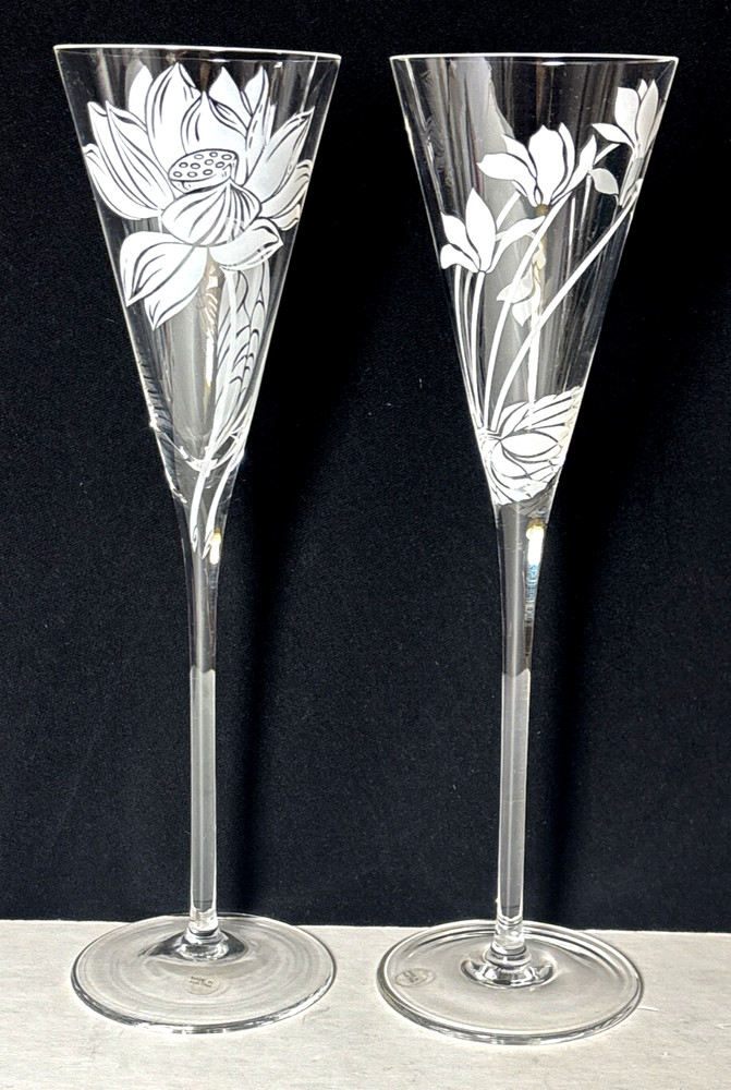 2 Franklin Mint LES FLEURS Crystal Champagne Glasses Floral Botanical Austria