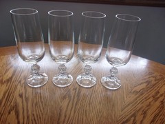 Fluted Champagne 7 Oz Claudia Import Assoc Ball Stem 6 3/4″ – Set of 4
