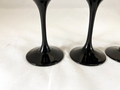 Set of 4 VTG Opaque Black Blown Glass Tulip Wine Glasses with Flared Rim 6 ounce