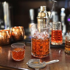2 Pack Vintage Crystal Cocktail Mixing Glasses – 22 Oz Weighted Pitcher for Whis