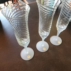 VALERIE Frosted Stem Champagne Flute 9.5″ Crystal Clear 6oz optic swirl bowl