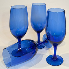 LUMINARC Cristallerie d’Arques Iced Tea Glass Goblet Cobalts Blue 16 oz 8″ Set/4