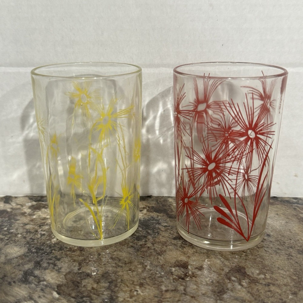 Vintage Swanky Swigs Yellow & Red Corn Flower Sm. Juice Glass Mid Century 3.5”