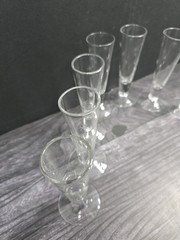 Set of 8 Vintage MCM Starburst Glasses C G Quartzex Star Dust footed Cordial 5″