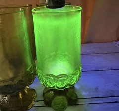 4 Vintage Tiffin Franciscan Madeira Pedestal Goblets Green Uranium Glasses
