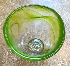 Kosta Boda Green Swirl Mine Tumbler Ulrica Hydman-Vallien UHV Art Glass Sweden