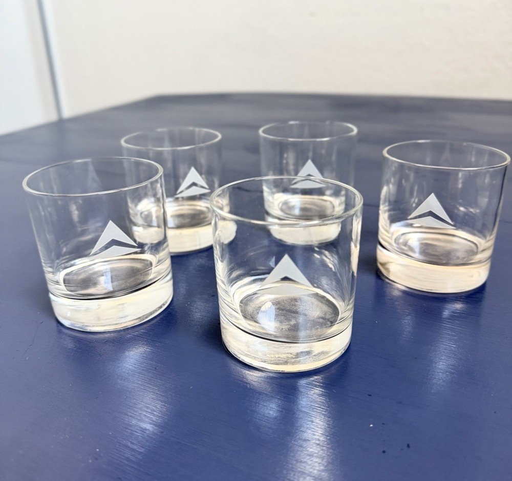 Set of 5 Clear Glass Tumblers 7 oz with Sand-Etched White Delta Arlines Symbol