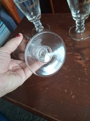 6 Lifetime Gold Crown Wine Glasses Goblets Stem Barware Gold Trim Vintage 5.25″