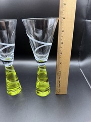 Etched Art Glass Wine Cocktail Glasses Thick Stem Lime Green Swirl Set Of 2