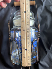 Pfaltzgraff Yorktowne Glass Jar with Lid and Carrying Handle (B026)