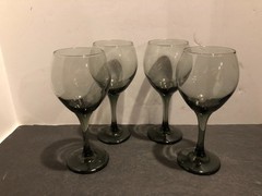 Set of 4 Libbey Classic Smoke Gray 7″ Red Wine Glasses