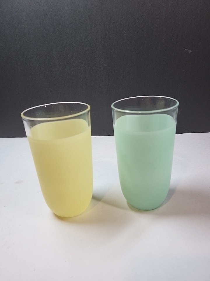 VINTAGE 2 FIRED-ON Color MCM Drinking Glasses Green & Yellow 4.5 » Tall