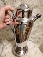 VTG DEPR ERA ART DECO FARBERWARE COCKTAIL SHAKER CHROME PLATED