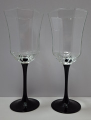 Vintage Luminarc Wine Glasses Clear Octagon w/Black Stem & Base France Set of 4