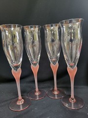 Set of 4~ Mikasa «SEA MIST / CORAL» Frosted Fluted Champagne ~ 9 3/8″ Tall MINT