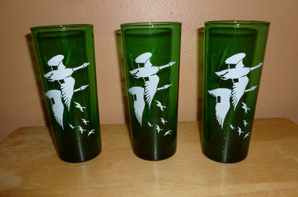 Lot of 3 Vintage Anchor Hocking Forest Green Flying Geese And Cattails Tumblers