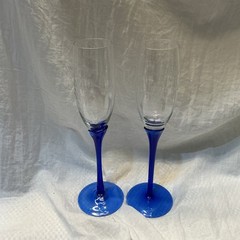 Vtg Pair Handblown Etched Clear Cobalt Blue Twisted Stemmed 9 1/4” Wine Glasses