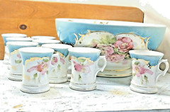 PORCELAIN PUNCH BOWL SET for TOM & JERRYS w/ 8 cups