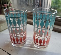 Pair Of Federal Brand Turquoise White Coral Harlequin Tumbler Glasses VINTAGE✨️
