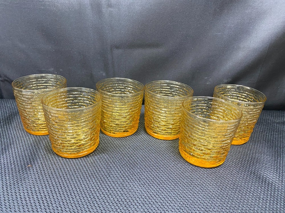 Set of 6 ~ Vintage «GOLDEN HONEY» Glass Tumblers (Rocks) ~ 3 1/4″ Tall