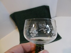 Lot 3 Vintage Roemer Beehive Green Stem Crystal Wine Glasses W/ Grape Etch