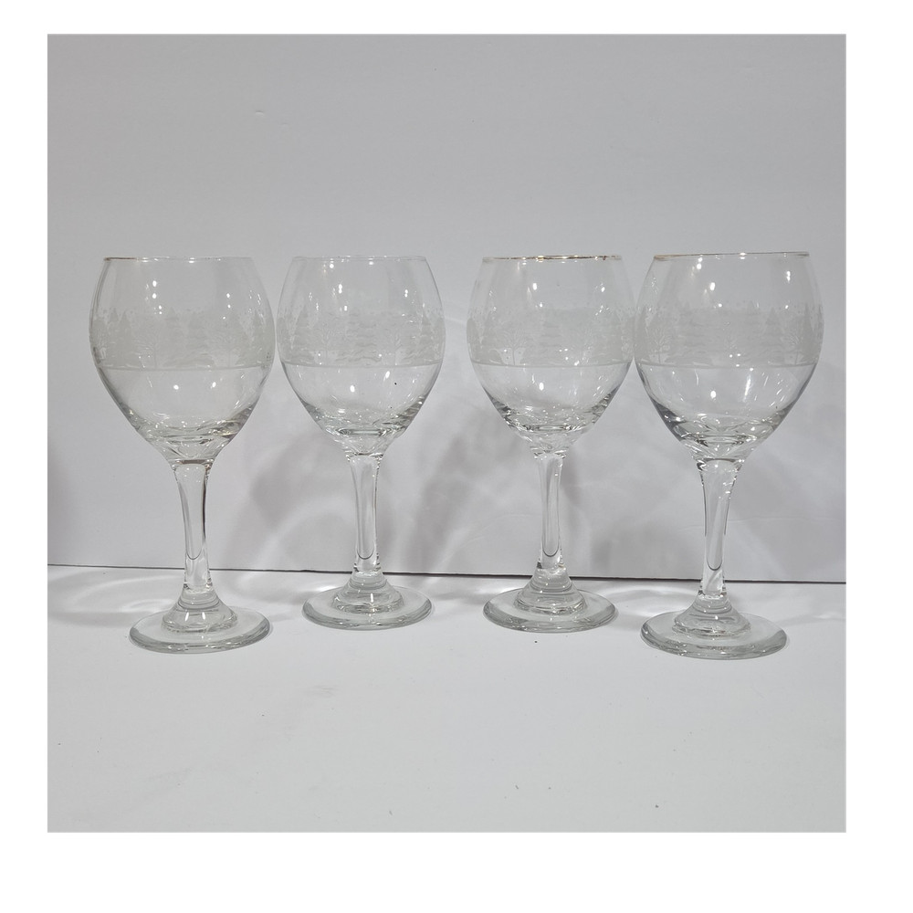 Libbey Wine Glass Holiday Frosted Trees Vintage 1980’s