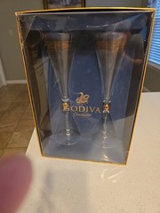 Pair Godiva France 10″ Crystal Champagne Flute Glasses Guilted 24 K Gold 2000