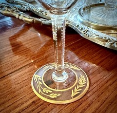 Val St Lambert Cambrai D’Or Clear – Frosted Trim Wine Glass 6″ tall EXCELLENT