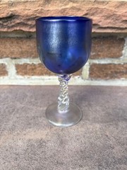 PEET ROBISON Unique Art Glass Artist Signed Blue Iridescent Wine Glass From 1994