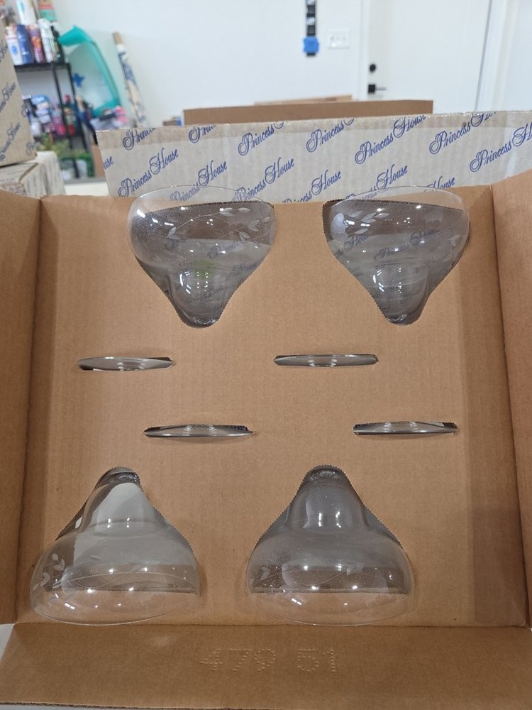 Princess House Set of 4 Etched Crystal 7″ Margarita/Dessert Glasses Model 479