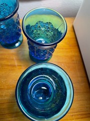6 – Blue Daisy & Button Glass Tumblers 3 3/4″ Tall (L. E. Smith?)