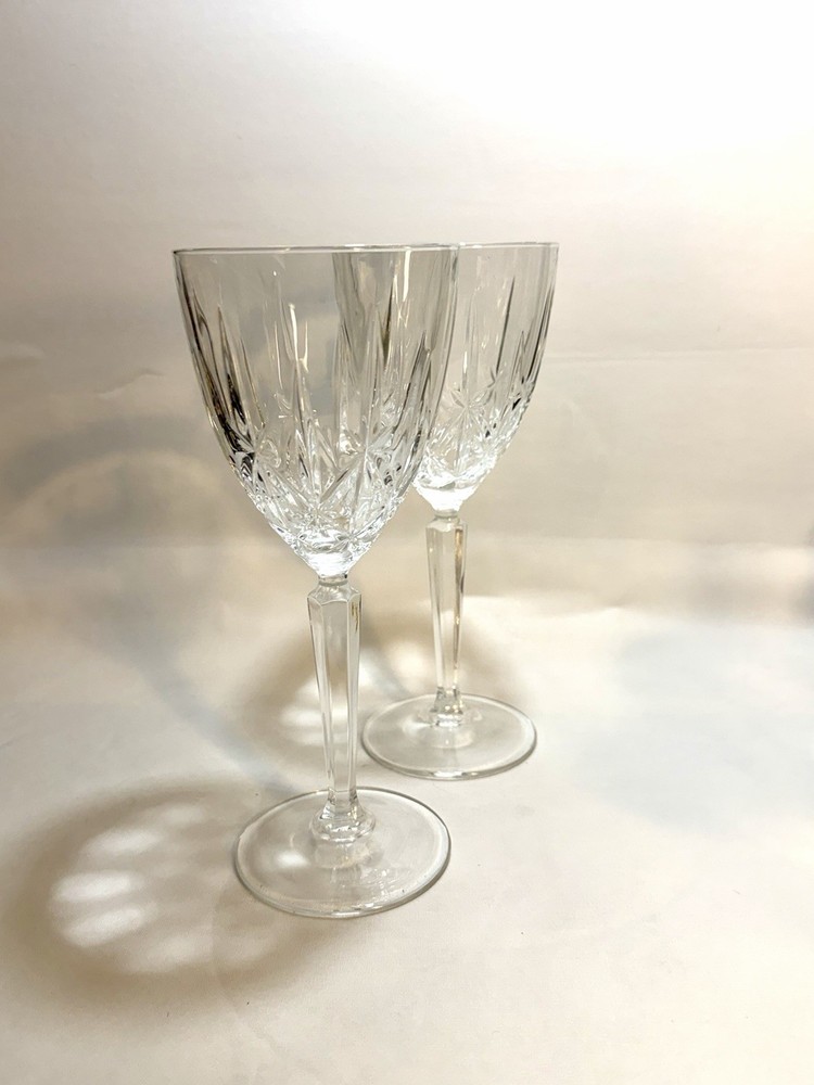 🌿2 Waterford Marquis SPARKLE Wine Glass Elegant Crystal, 8″ Tall, 12 oz