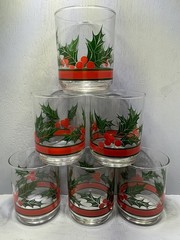 Vintage Libbey Holiday Set «Holly & Berries» includes 6-13oz glasses & Carafe